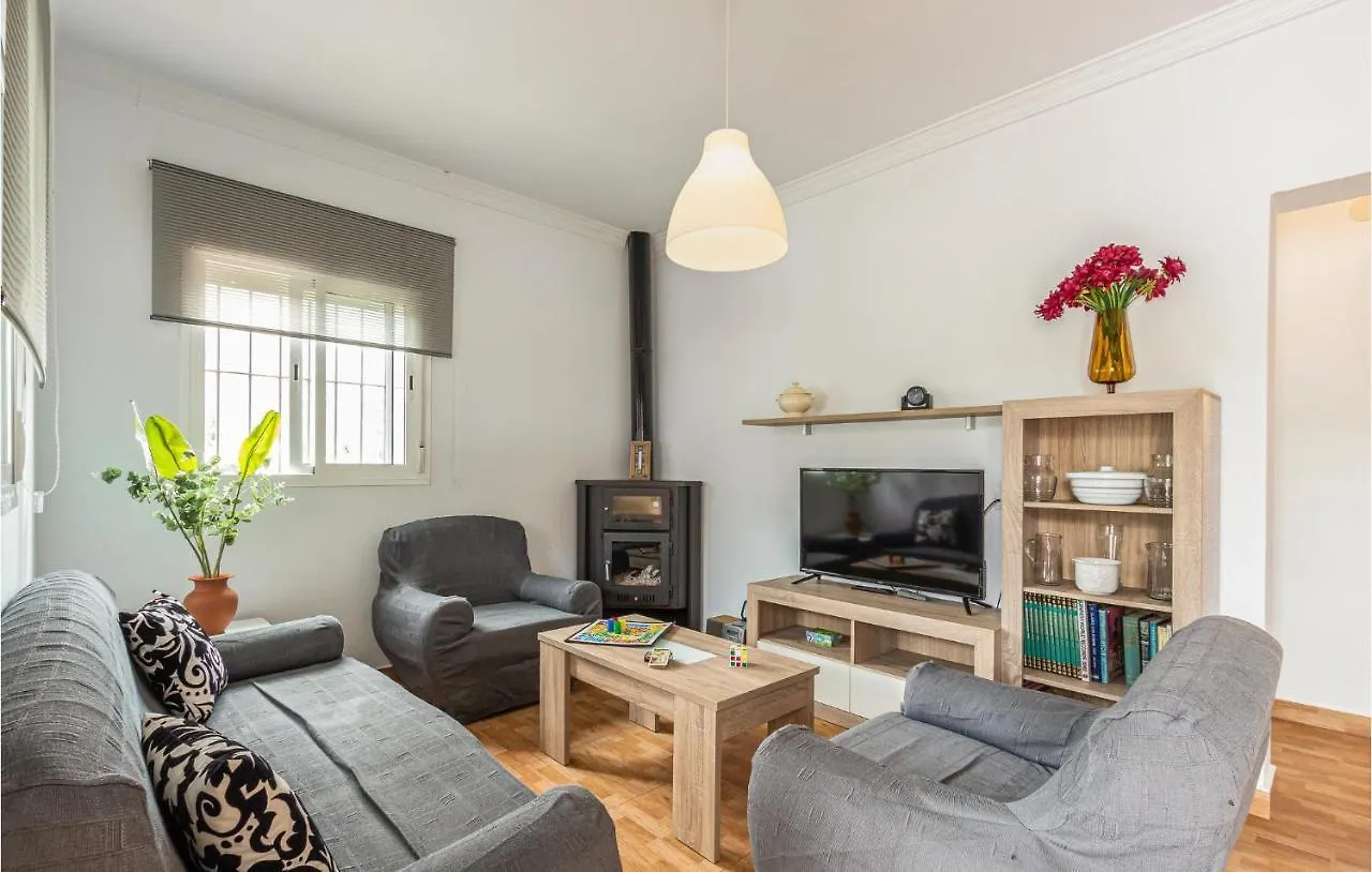 3 Bedroom Stunning Home In Malaga