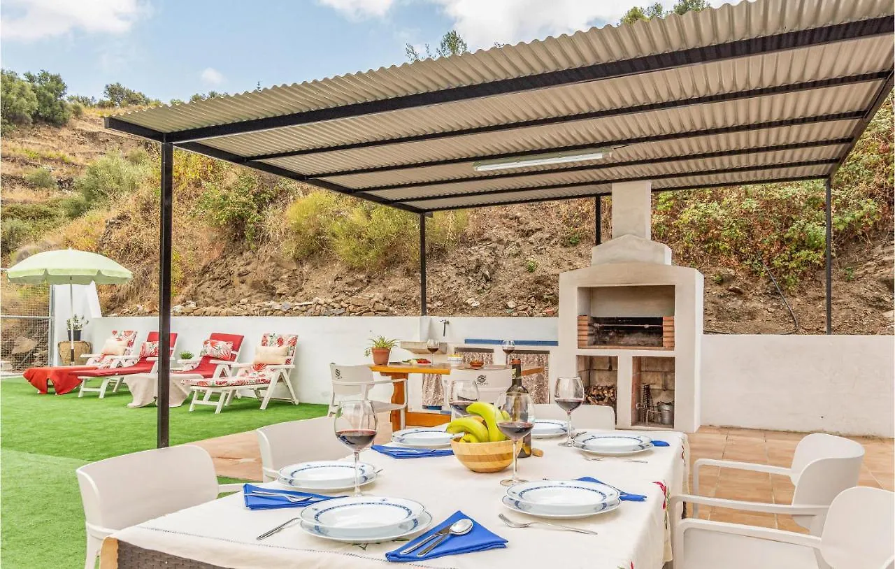 3 Bedroom Stunning Home In Malaga 0*,