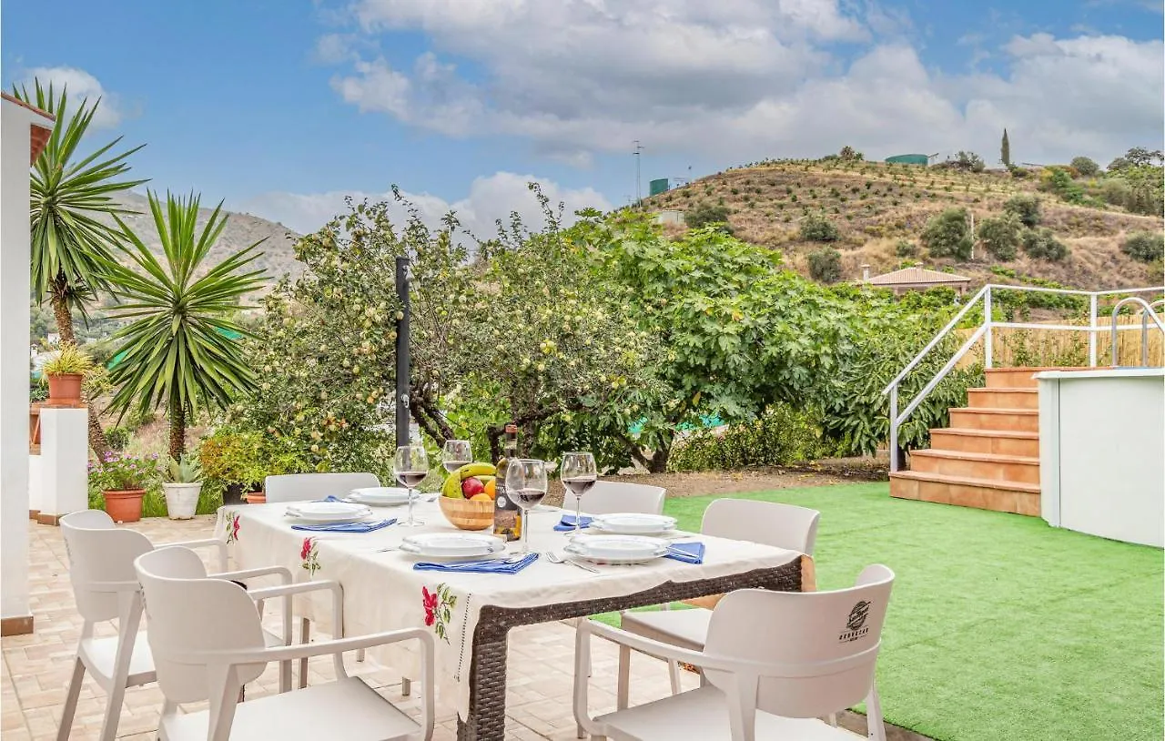 3 Bedroom Stunning Home In Malaga